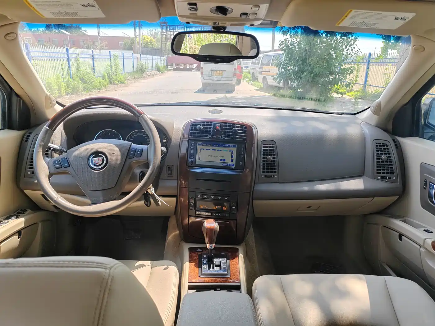 Cadillac SRX 2006 Model 4.6 AWD Ultra Luxury фото 17