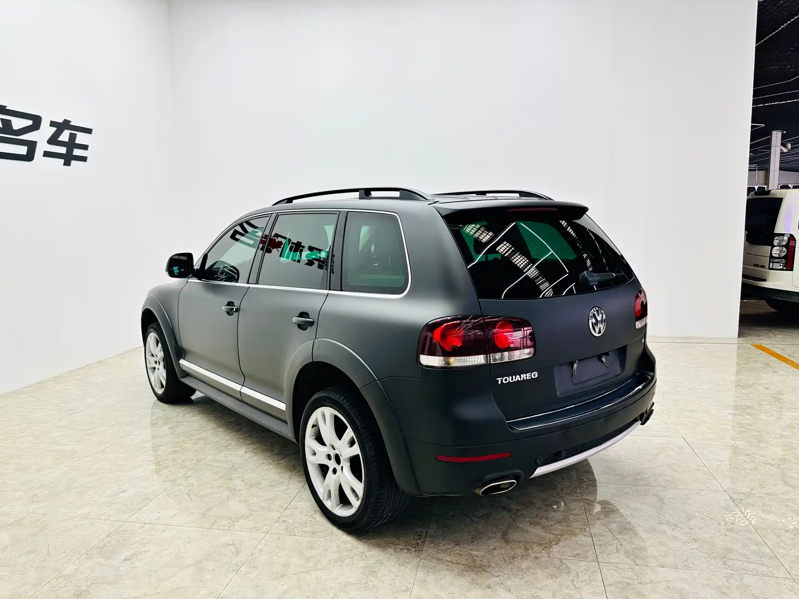 صورة 5 - Volkswagen Touareg