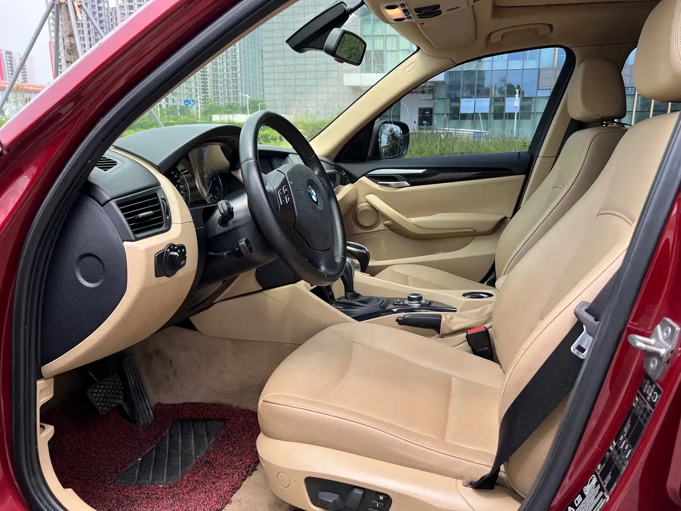BMW X1 (Import) 2010 xDrive25i фото 11