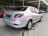 Photo 3 - Peugeot 207