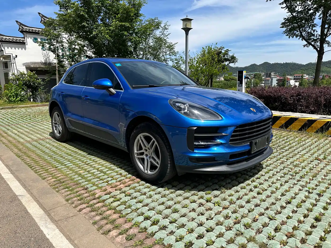 Porsche Macan 2018 Macan 2.0T фото 2
