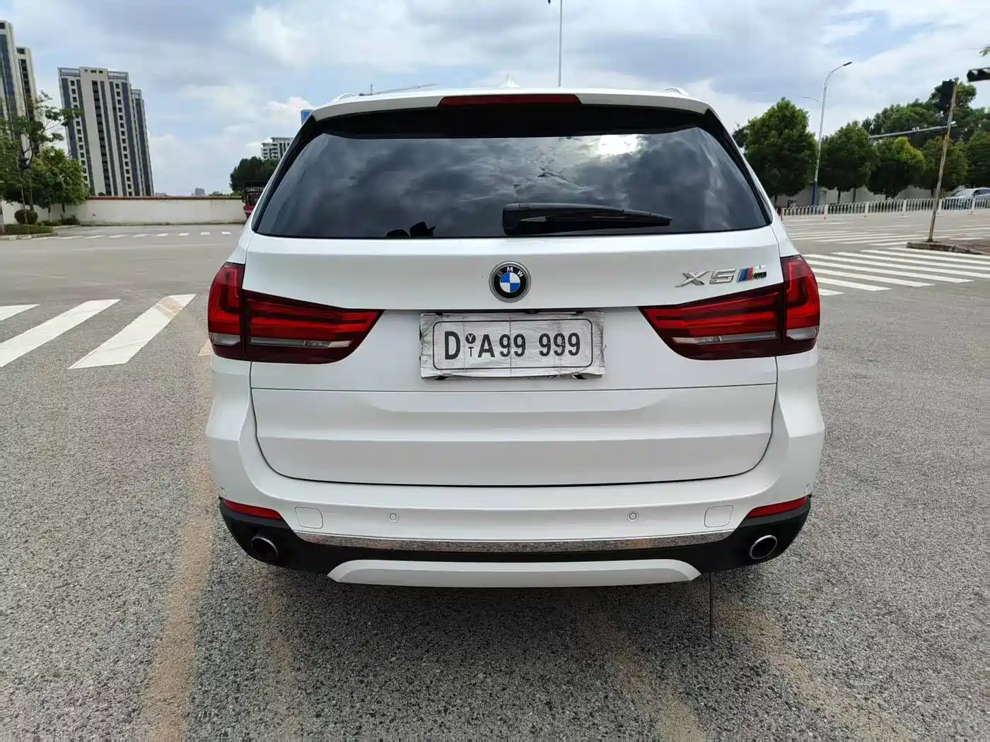BMW X5 (Import) 2017 xDrive28i фото 4