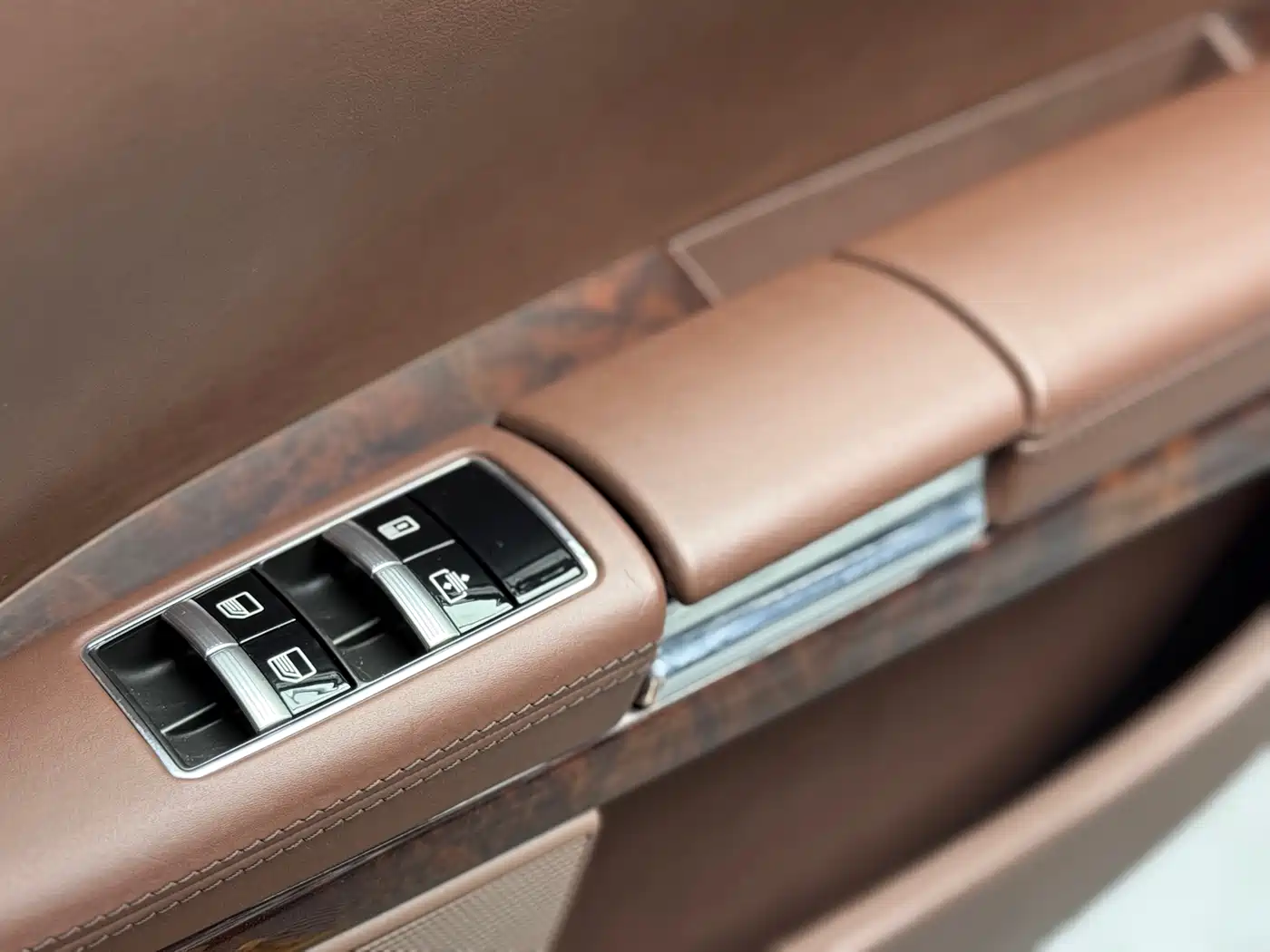 Mercedes-Benz S-Class 2010 S 600 L фото 25