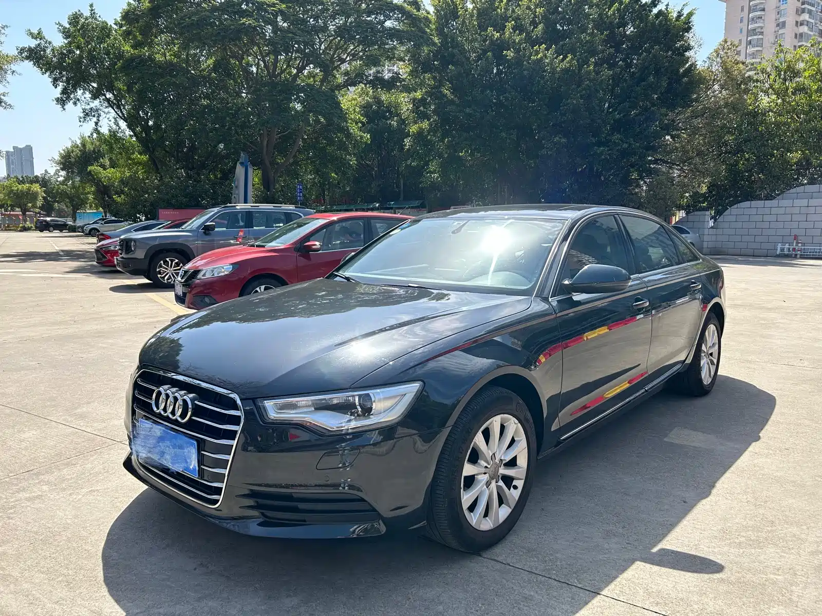 Фото 1 - Audi A6L