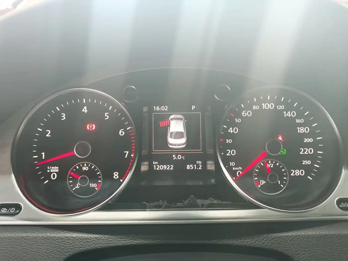 Volkswagen FAW-Volkswagen CC 2016 Model 1.8TSI Luxury фото 6