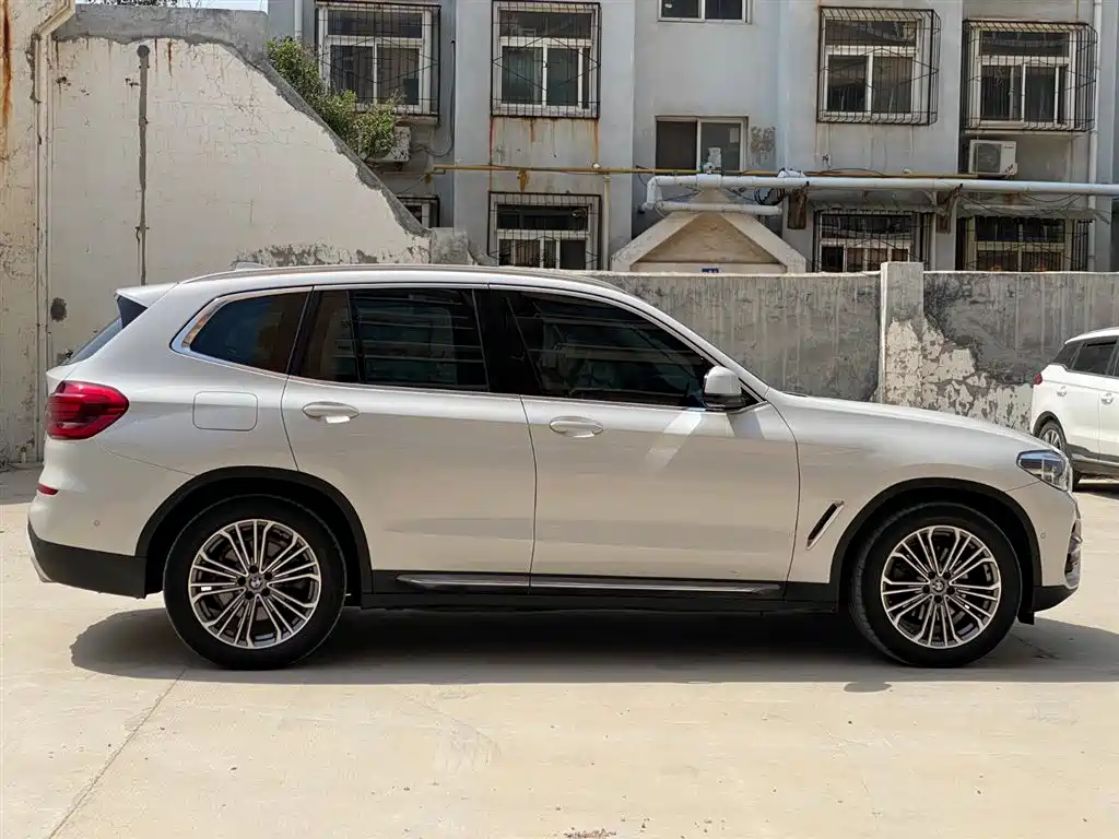 BMW X3 2018 xDrive28i Luxury Package China V фото 4