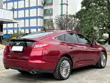 Фото 7 - Honda Crosstour