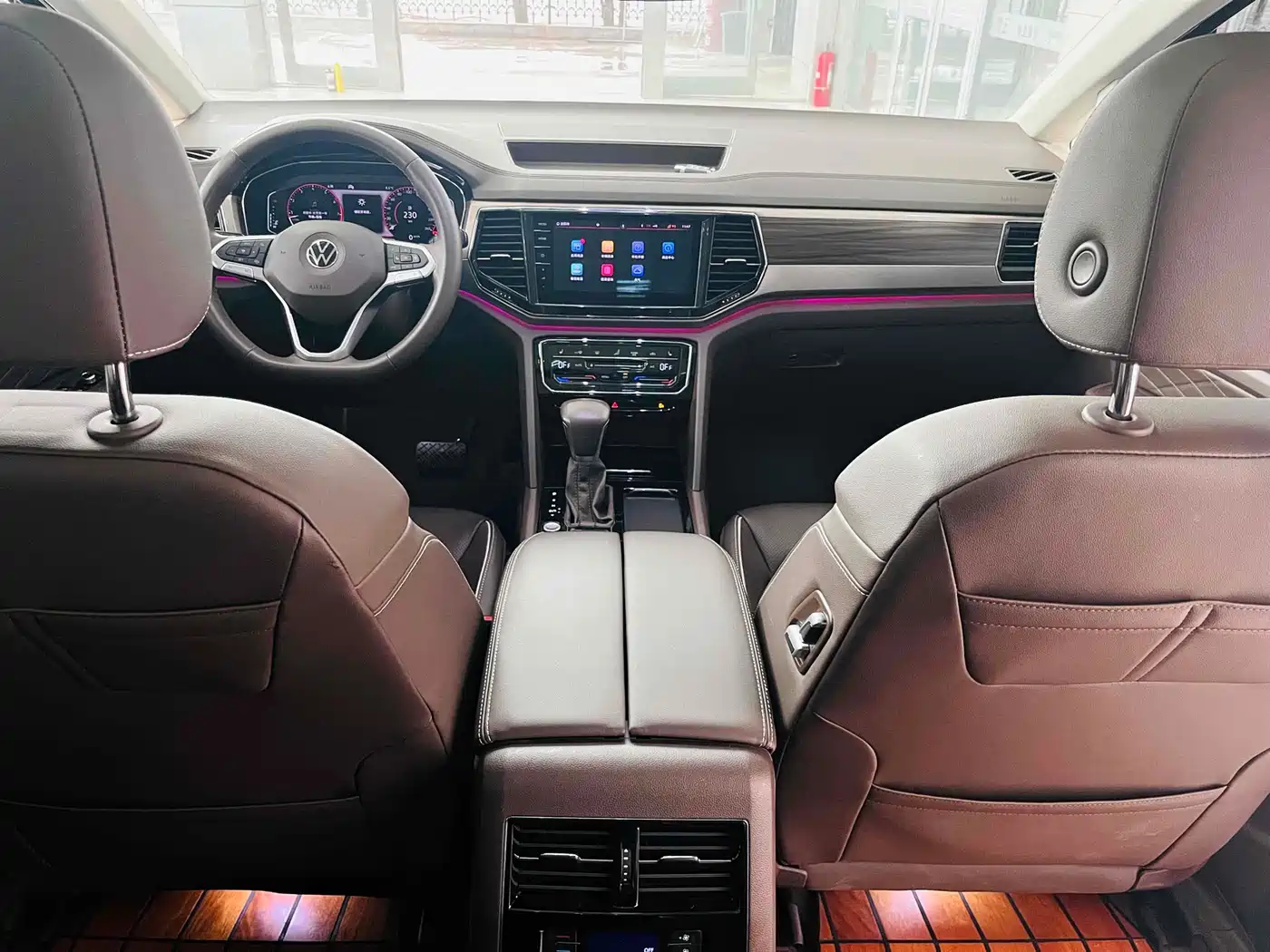 Volkswagen Viloran 2020 380TSI Premium фото 25