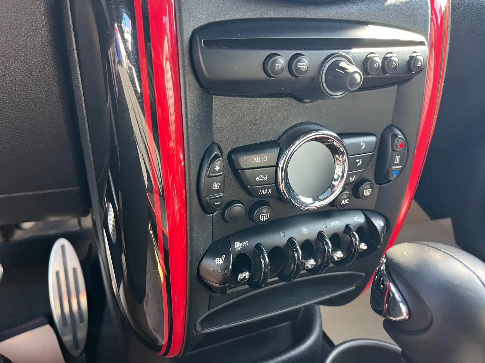 صورة 9 - MINI JCW COUNTRYMAN