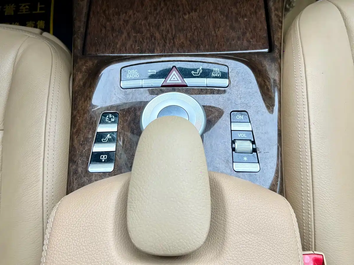 Mercedes-Benz S-Class 2010 S 300 L Business фото 11