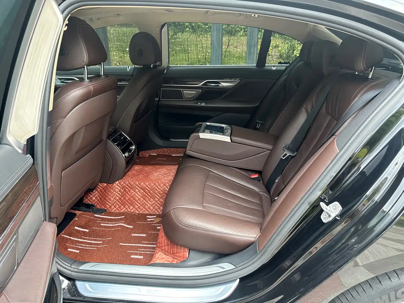 BMW 7 Series 2016 730Li Luxury фото 12