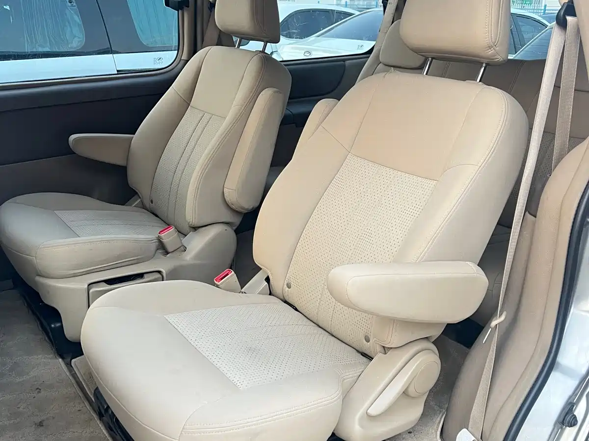Buick GL8 2014 2.4L Classic Edition фото 7