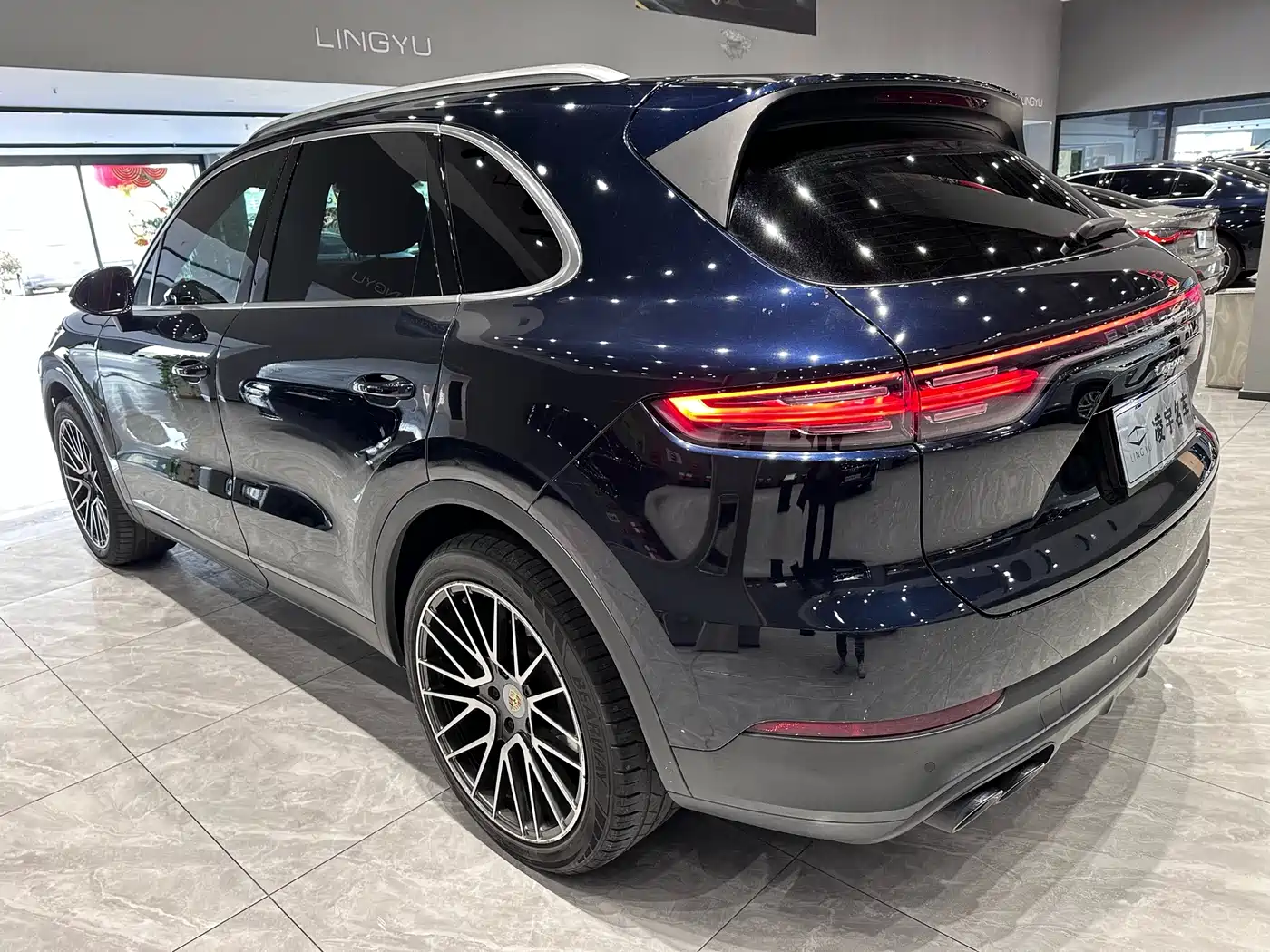 Porsche Cayenne 2019 Cayenne 3.0T фото 4