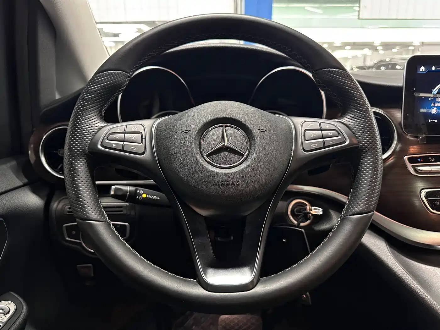 Mercedes-Benz V-Class 2020 V 260 Navigator Edition фото 12