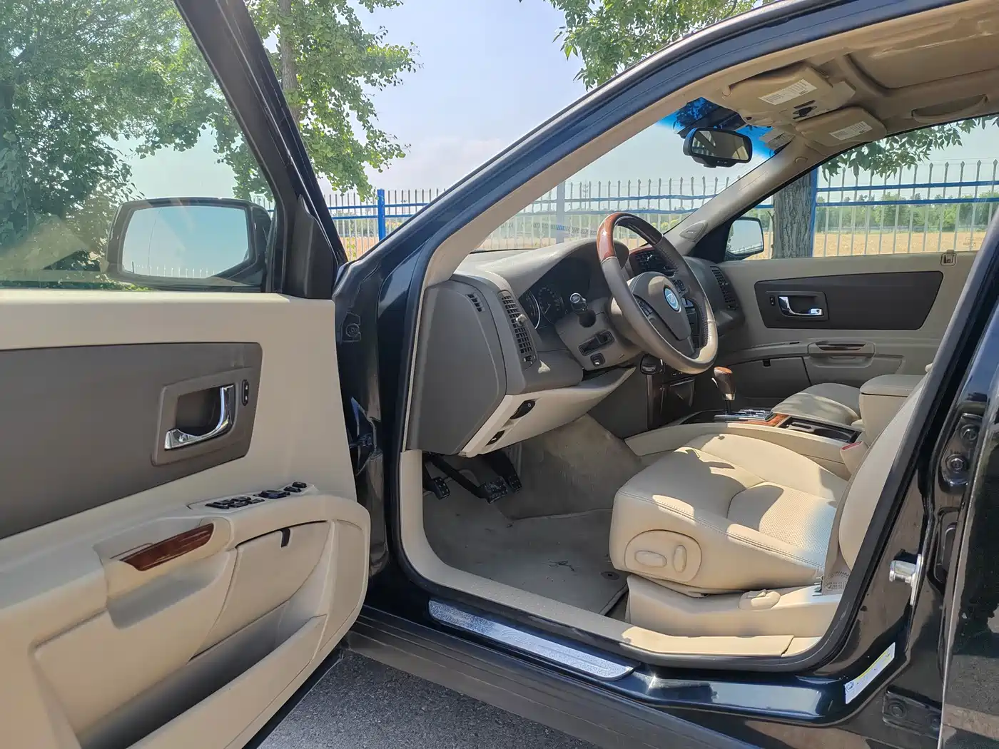 Cadillac SRX 2006 Model 4.6 AWD Ultra Luxury фото 11