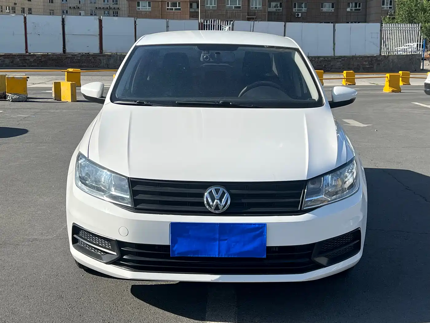 Volkswagen Santana 2016 1.6L Manual Trend Edition фото 2