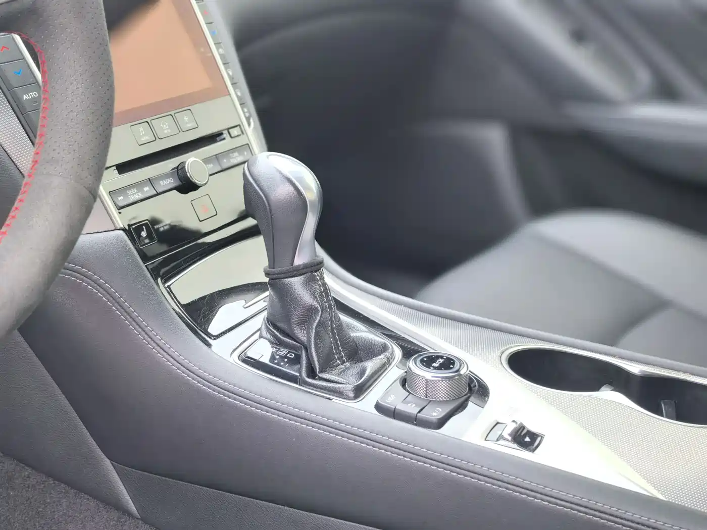 Infiniti Q50 2015 2014 3.7L Comfort Edition