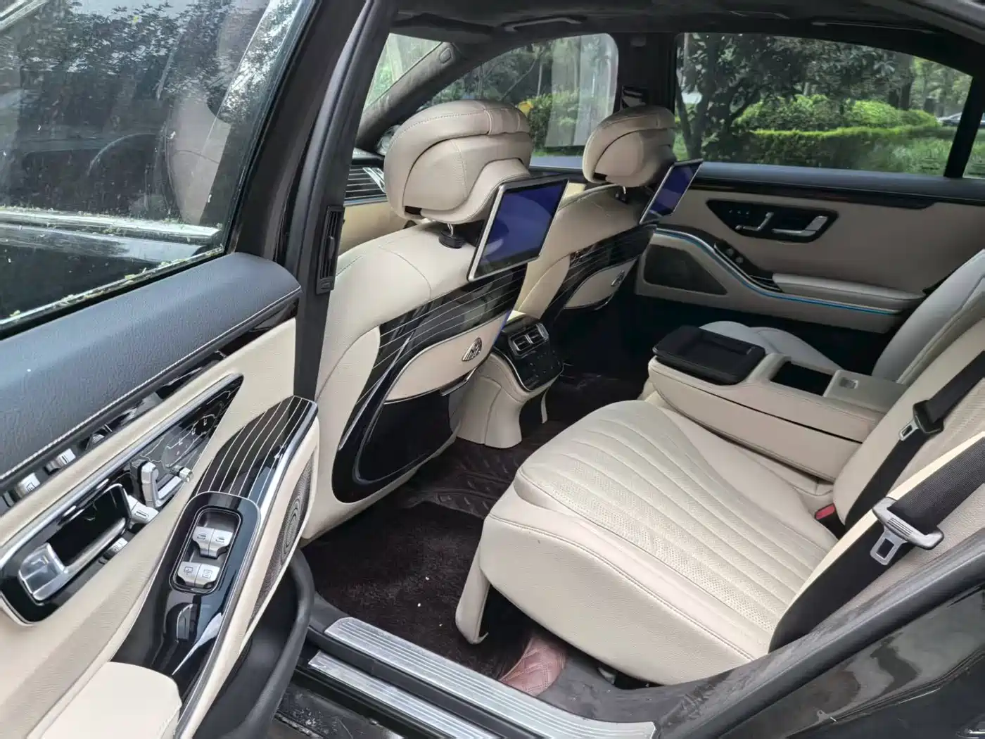 Mercedes-Benz S-Class 2010 S 300 L Business фото 9