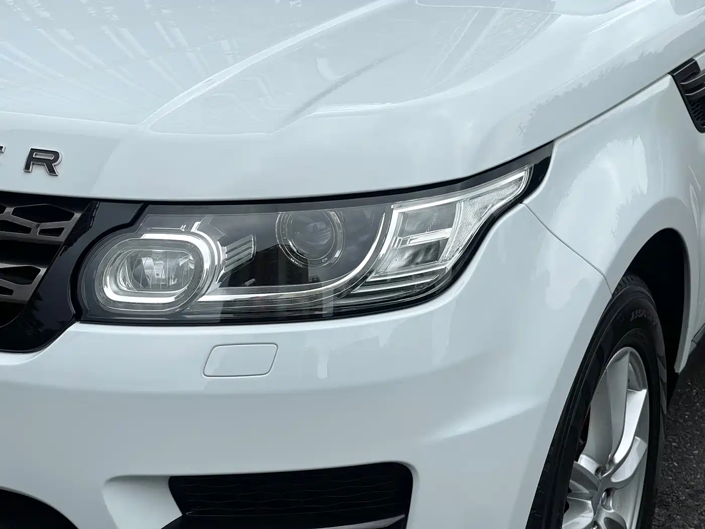 Land Rover Range Rover Sport 2017 3.0 SC V6 SE фото 9
