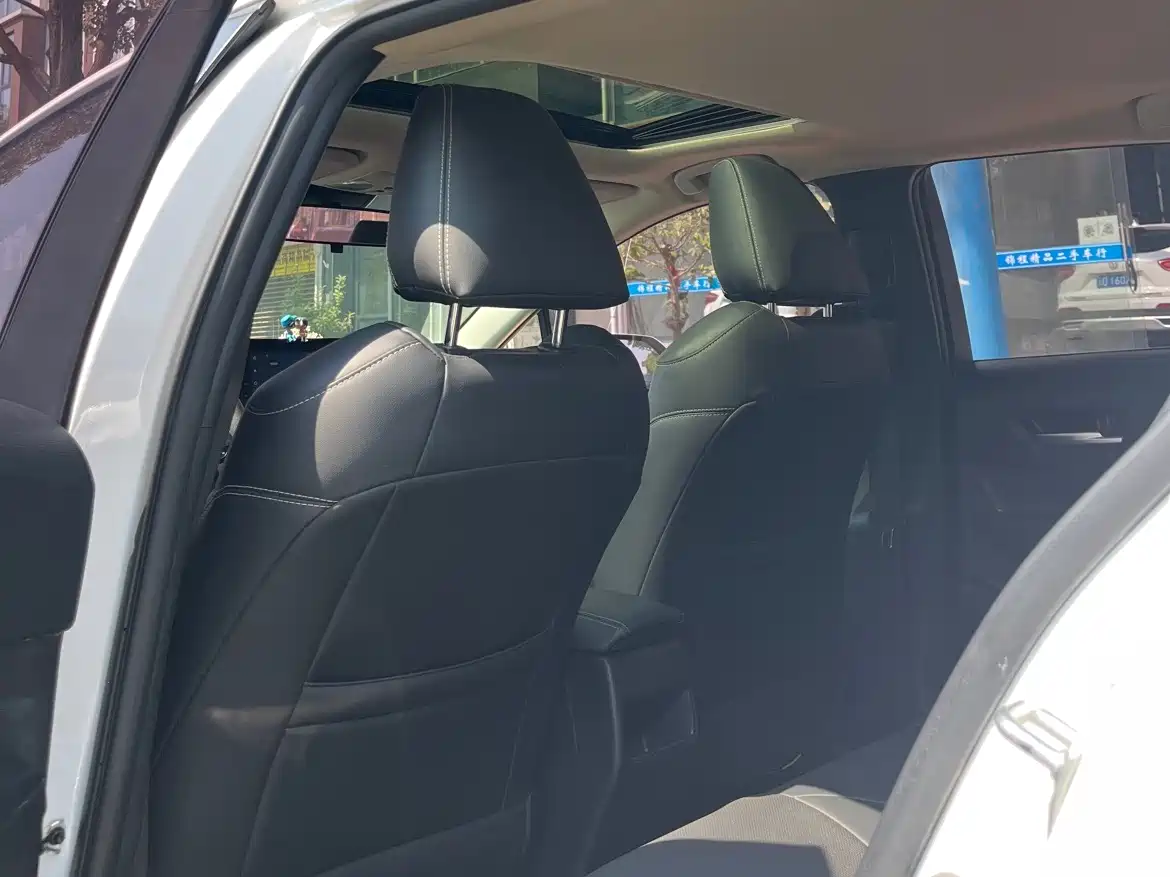 Toyota Corolla 2022 1.2T S-CVT Pioneer PLUS Edition фото 16