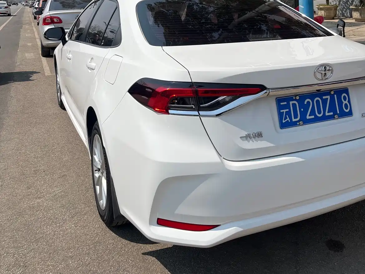 Toyota Corolla 2022 1.2T S-CVT Pioneer PLUS Edition фото 6