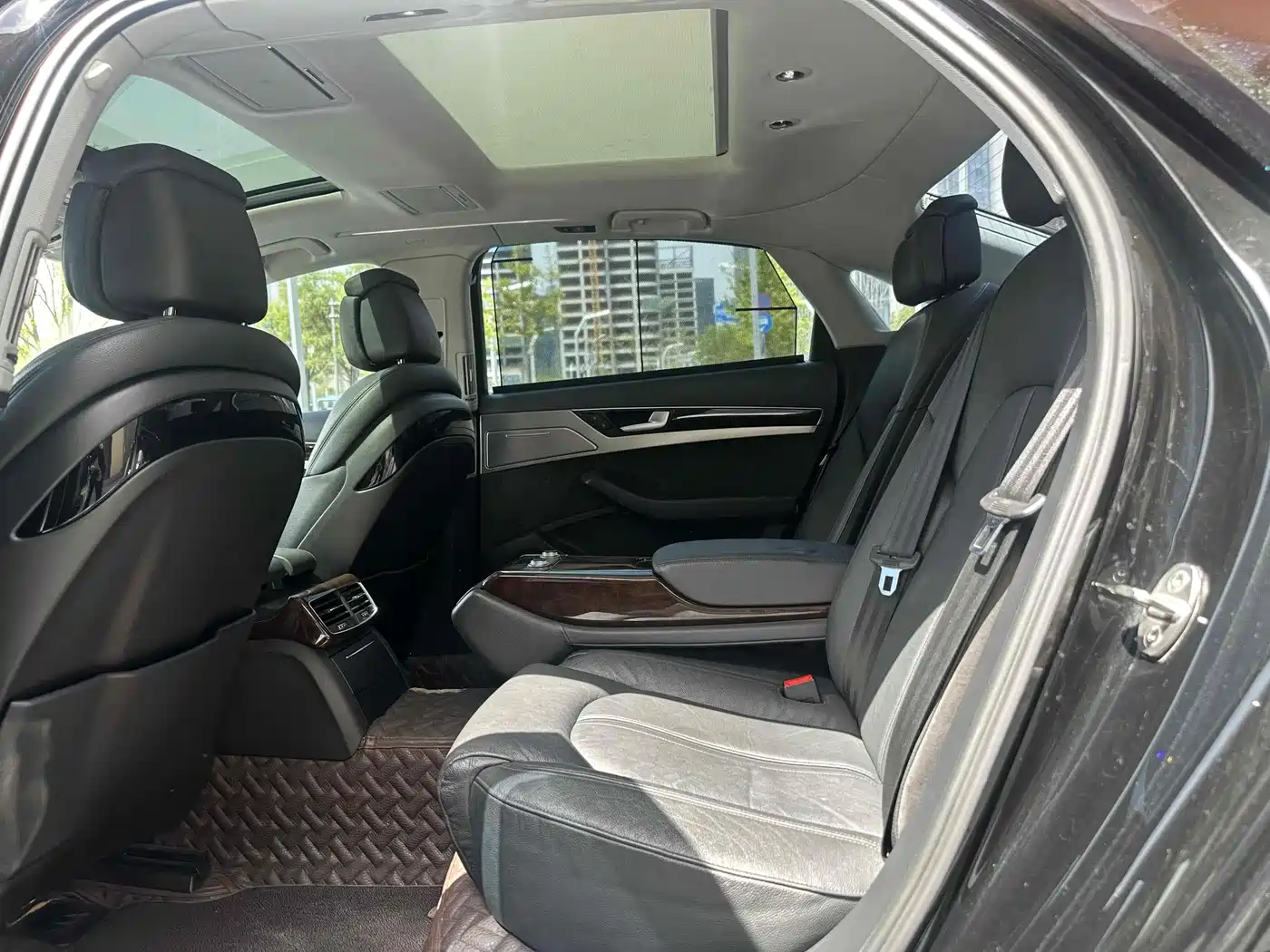 Audi A8 2016 A8L 45 TFSI quattro Comfort фото 7