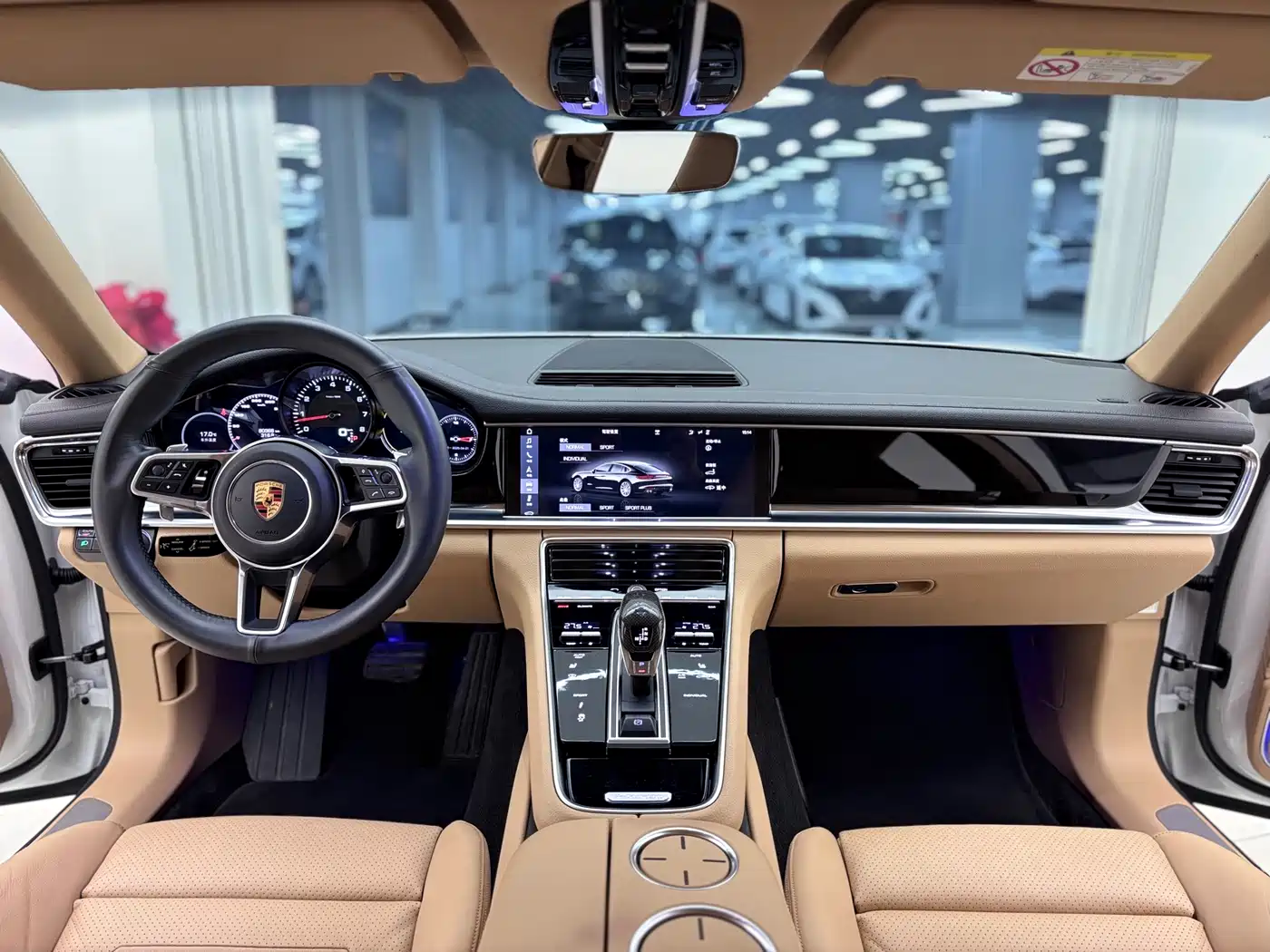 Porsche Panamera 2017 Panamera 3.0T фото 9