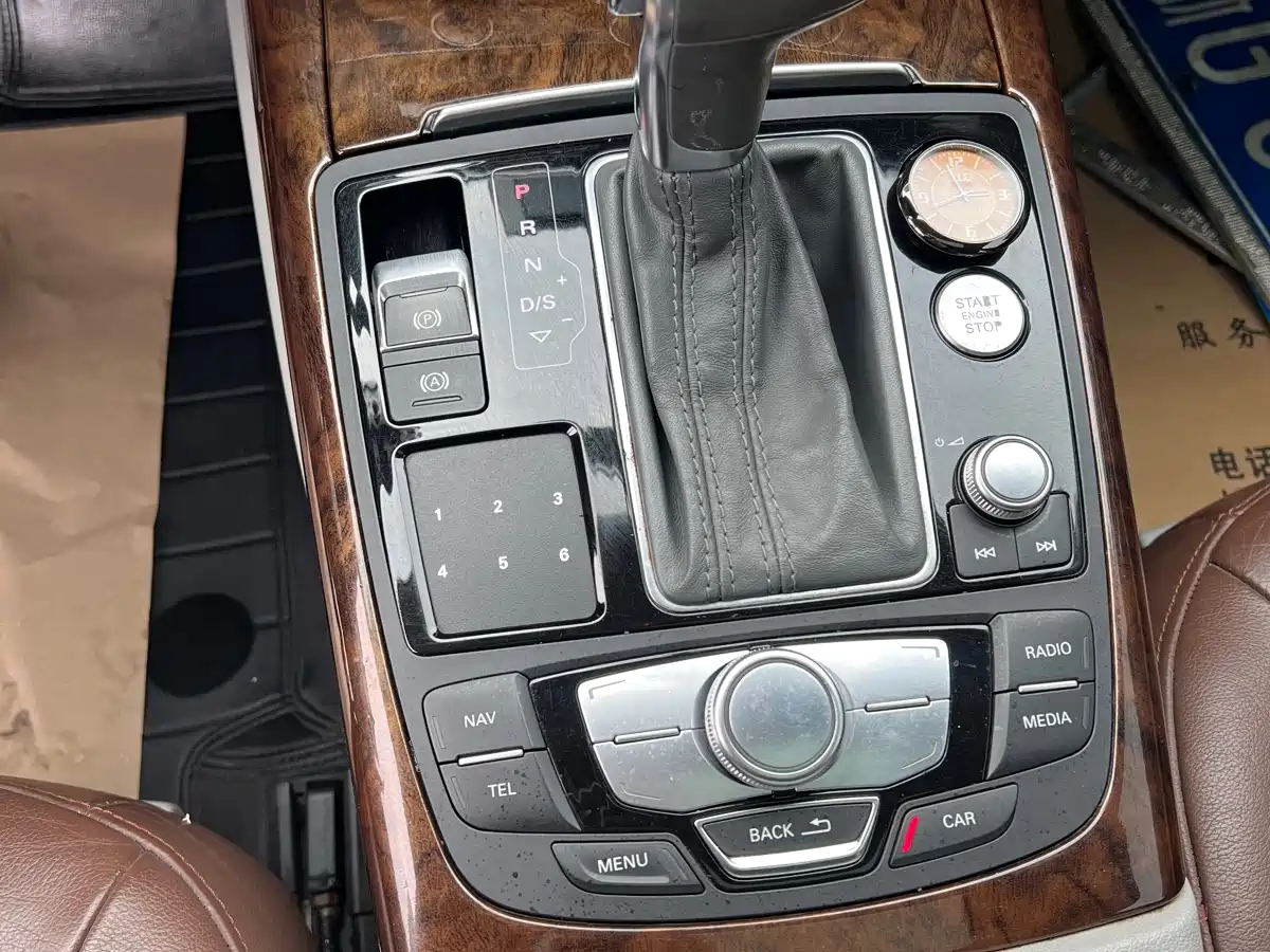 Audi A6L 2014 TFSI Standard фото 9