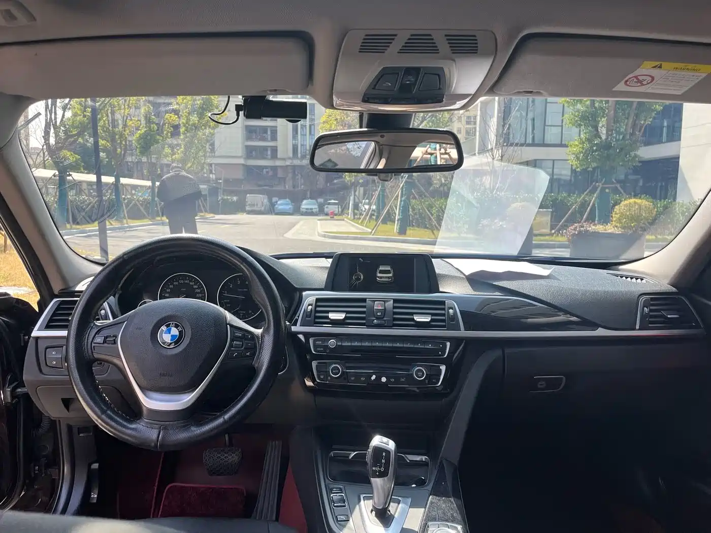 BMW 3 Series 2017 320Li Fashion фото 2