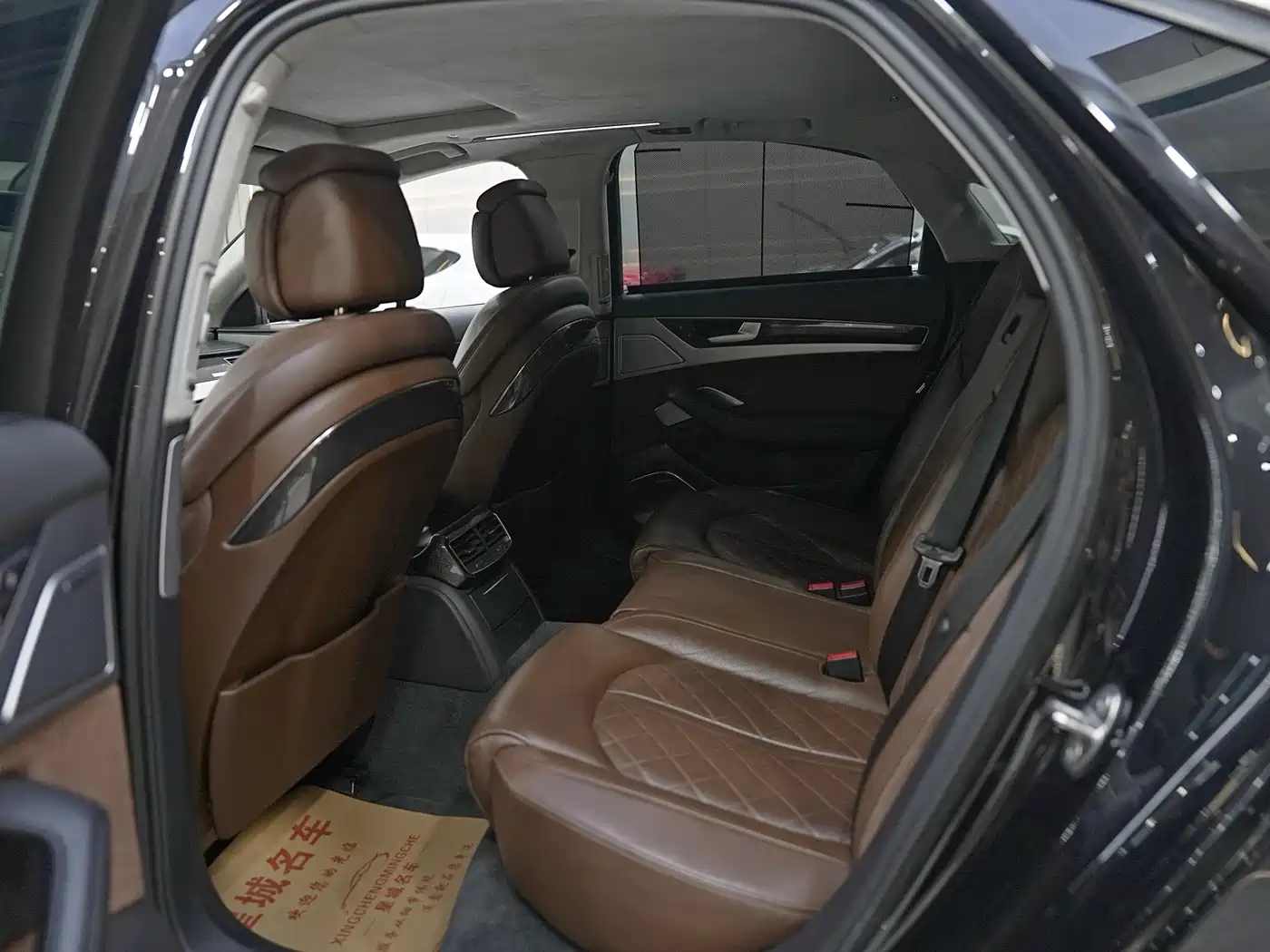 Audi S8 2013 S8 4.0TFSI quattro фото 19