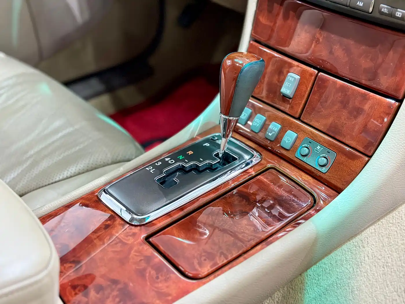 Lexus LS фото 10