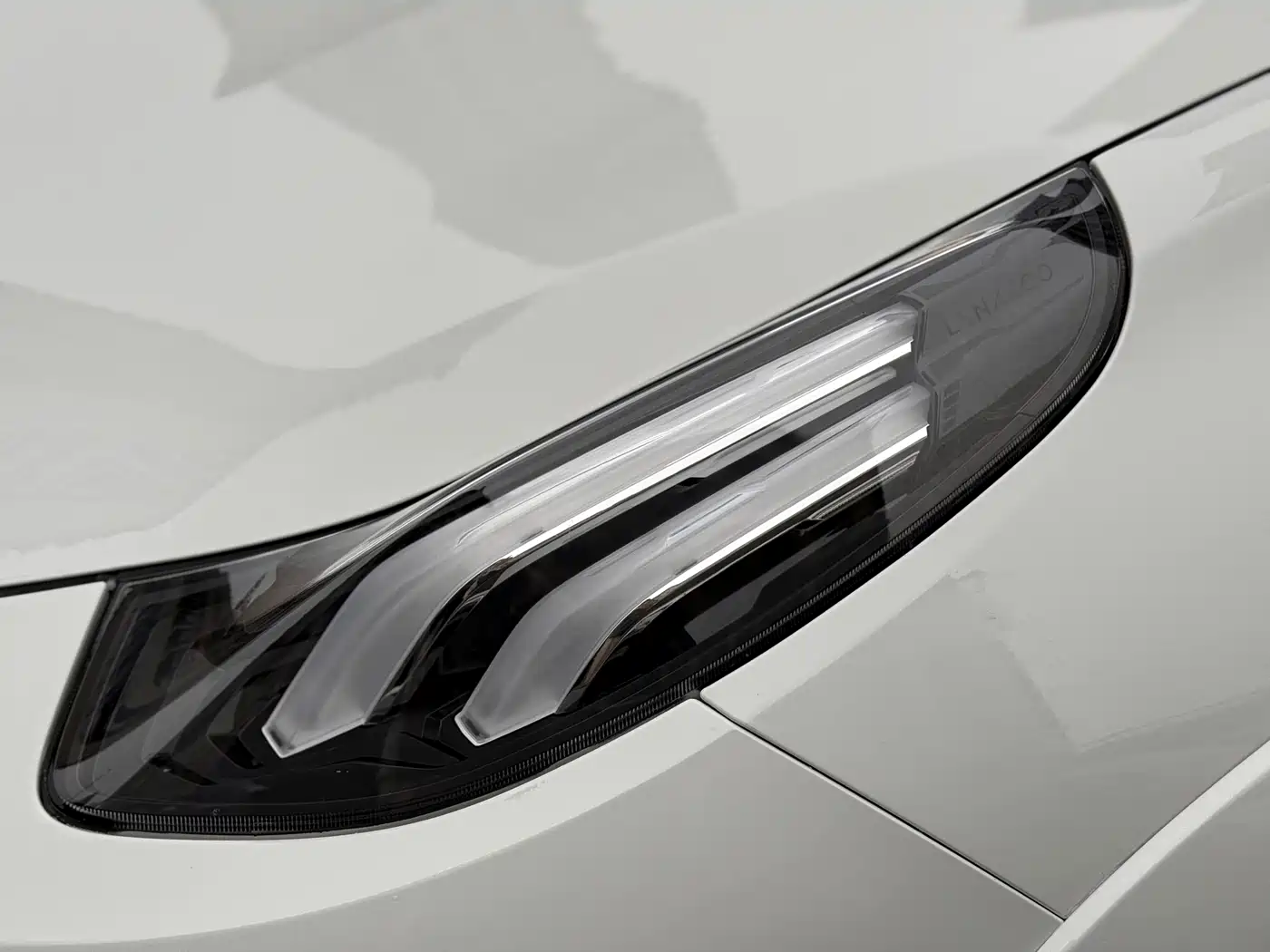 LYNK & CO. 02 HATCHBACK