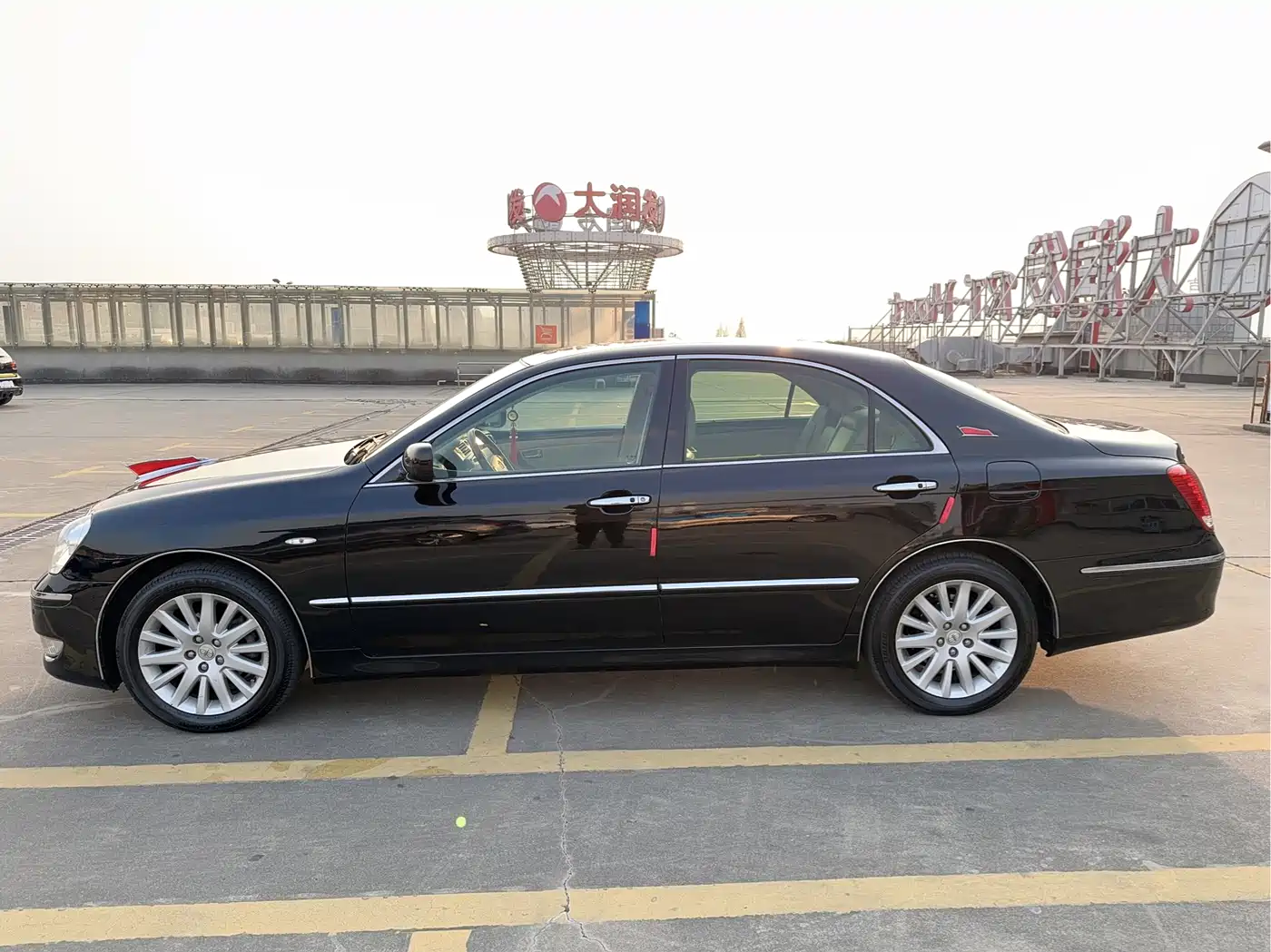 Hongqi Hongqi盛世 2009 4.3L Elite фото 7