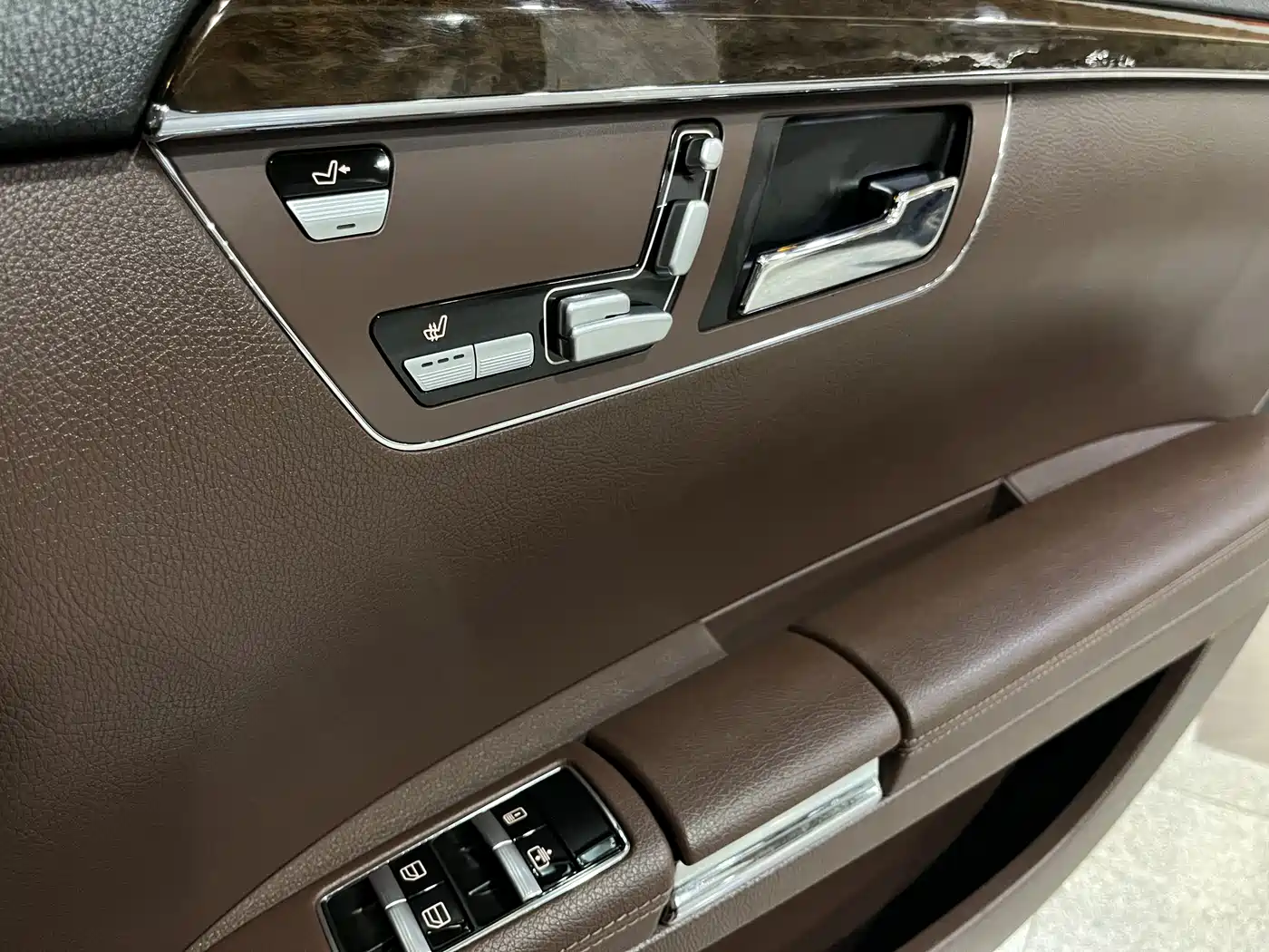 Mercedes-Benz S-Class 2012 S 300 L Business Grand Edition фото 13