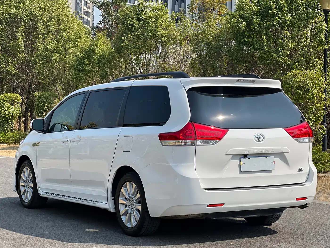 Toyota Sienna 2015 3.5L 4WD L фото 6