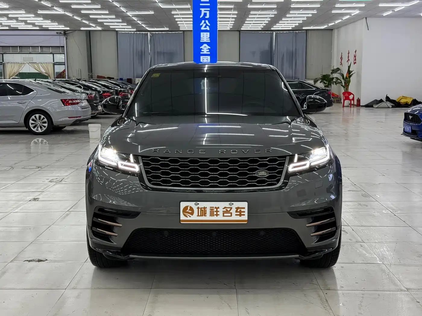 Land Rover Range Rover Velar 2018 P300 R-DYNAMIC S фото 2