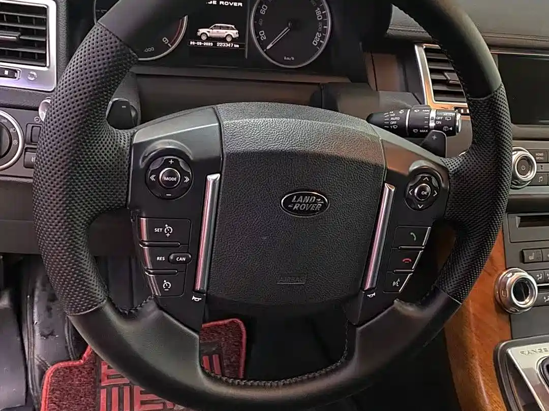 Land Rover Range Rover Sport 2012 3.0 TDV6 HSE Diesel Version фото 2