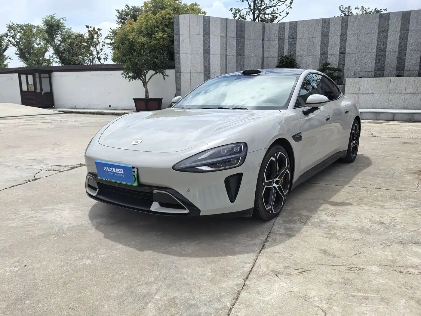 XIAOMI CAR XIAOMI SU7