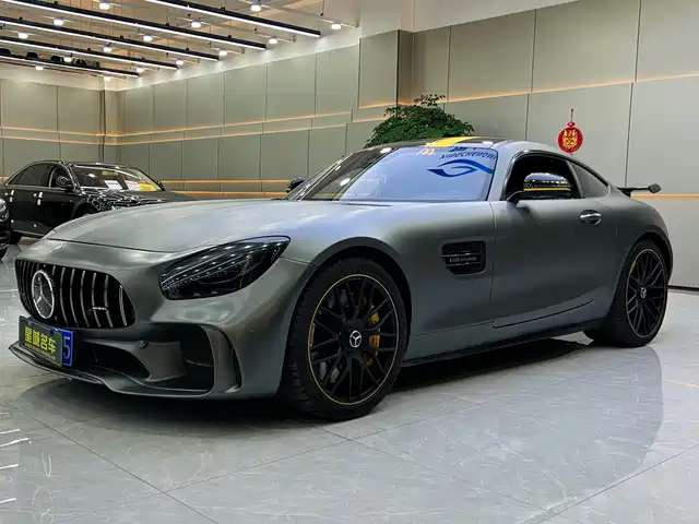 MERCEDES-BENZ AMG GT