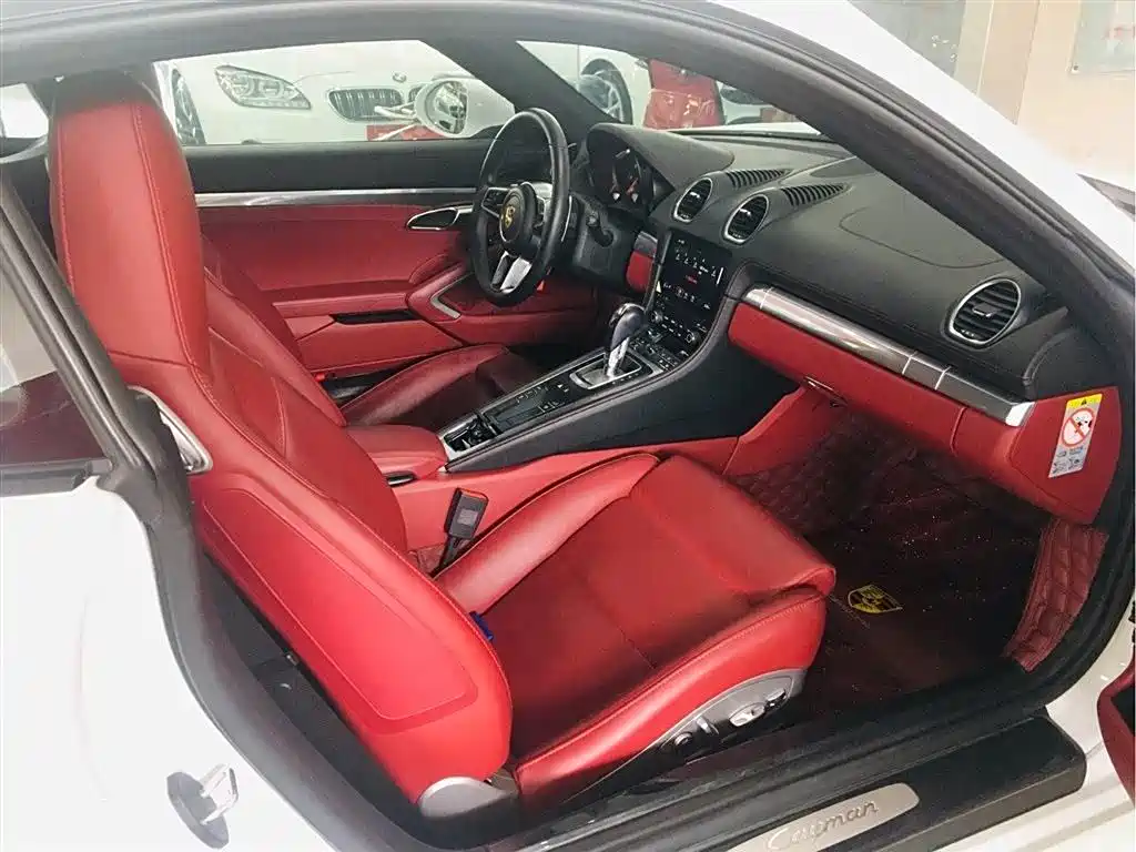 Porsche 718 2016 Cayman 2.0T фото 7