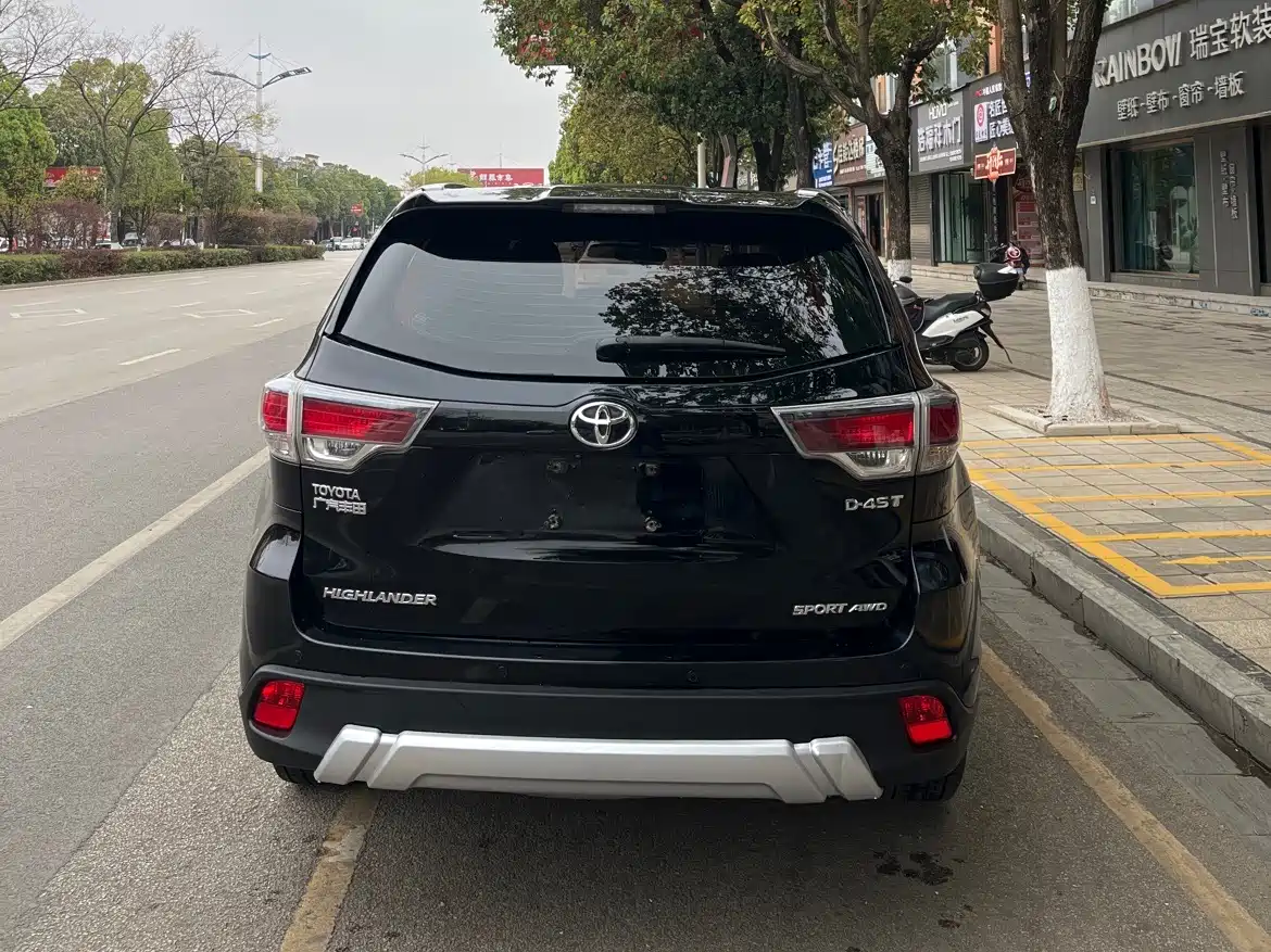 Toyota Highlander 2017 2.0T 4WD Premium 7-Seater фото 2