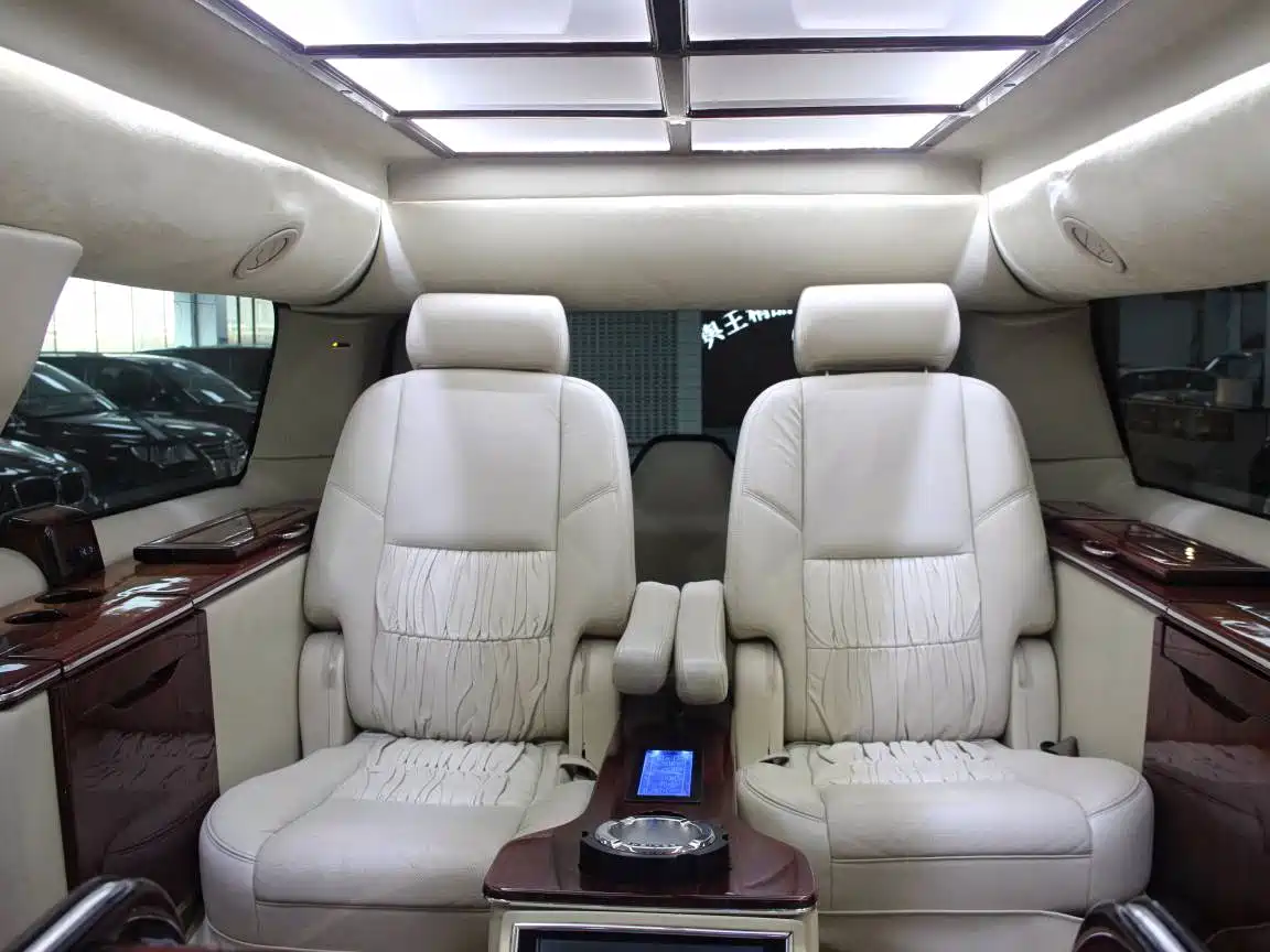 Cadillac Escalade 2008 6.2 AWD фото 11