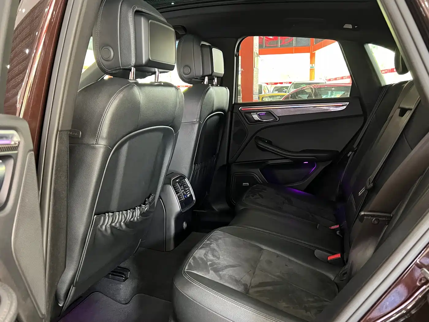 Porsche Macan 2018 Macan 2.0T фото 8
