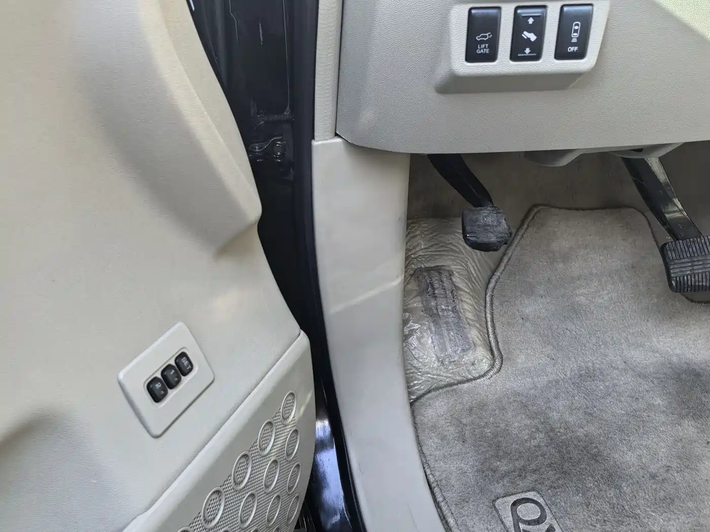Infiniti QX 2005 2004 Model QX56