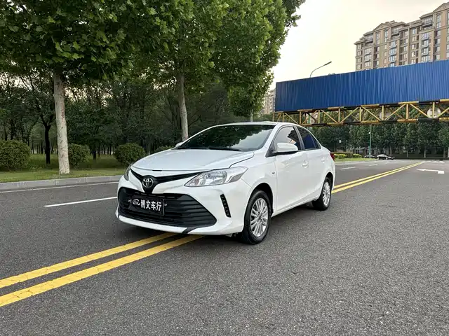 TOYOTA VIOS