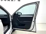 Фото 6 - Škoda Superb