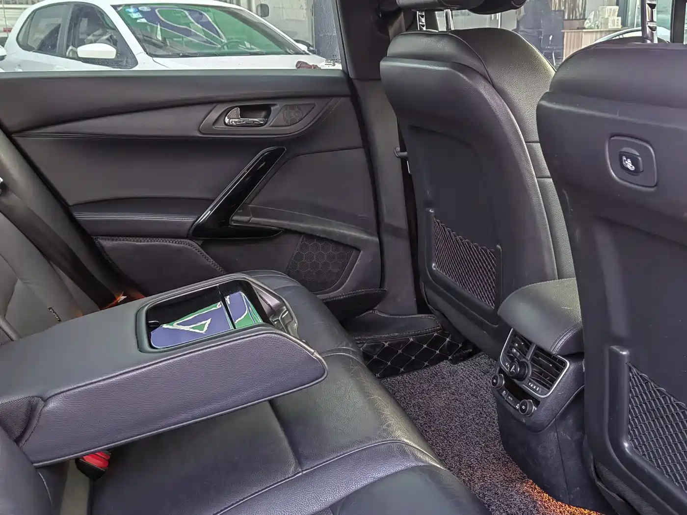 Peugeot 508 2012 2.0L Automatic Smart Edition фото 9