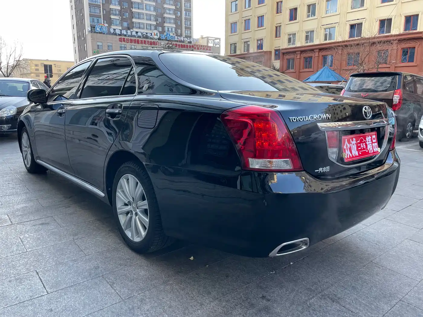 Toyota Crown 2010 2.5L Royal Leather Sunroof Navigation фото 8