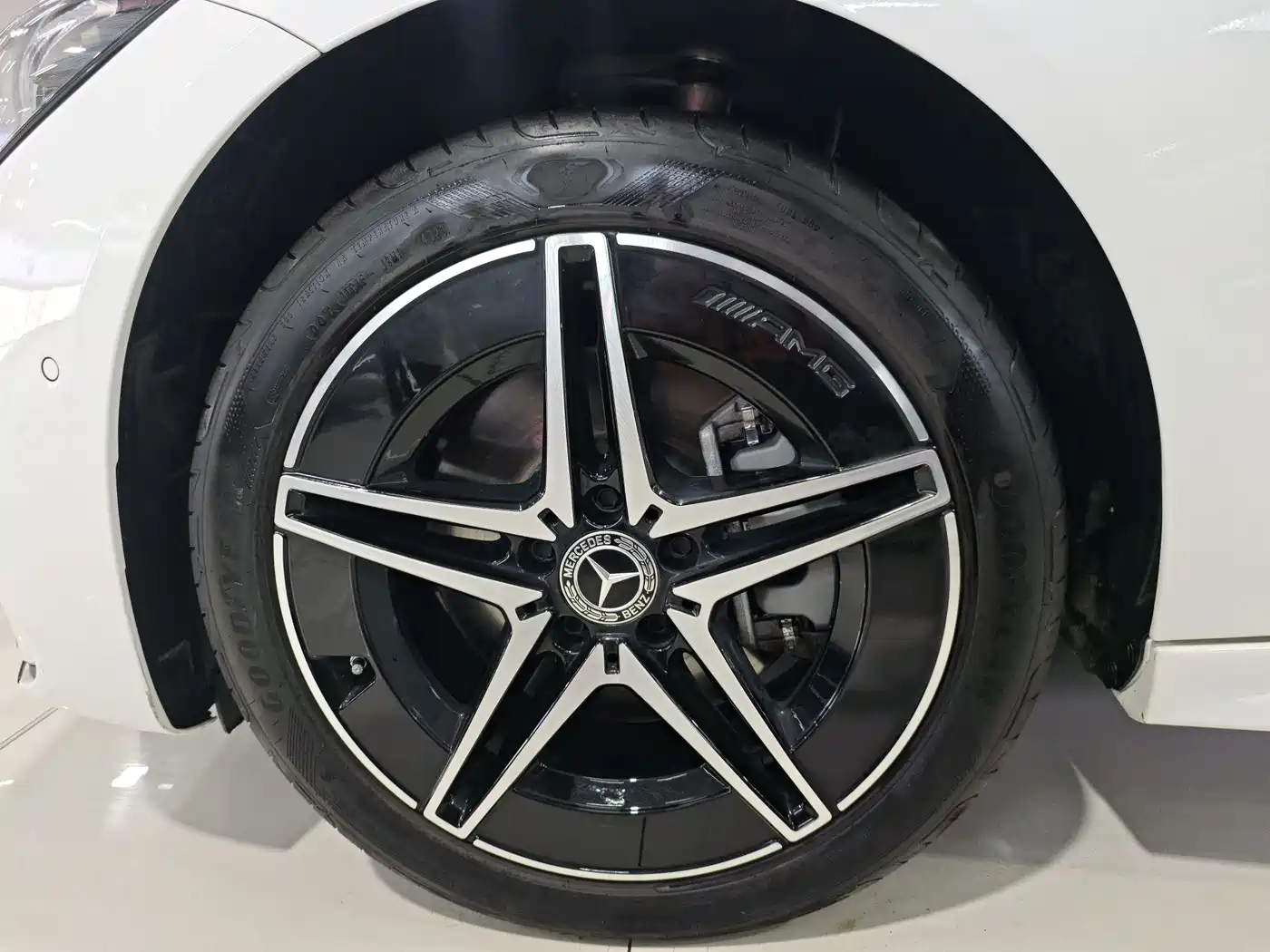 Mercedes-Benz C-Class 2024 C 260 L Night Edition Sport фото 16