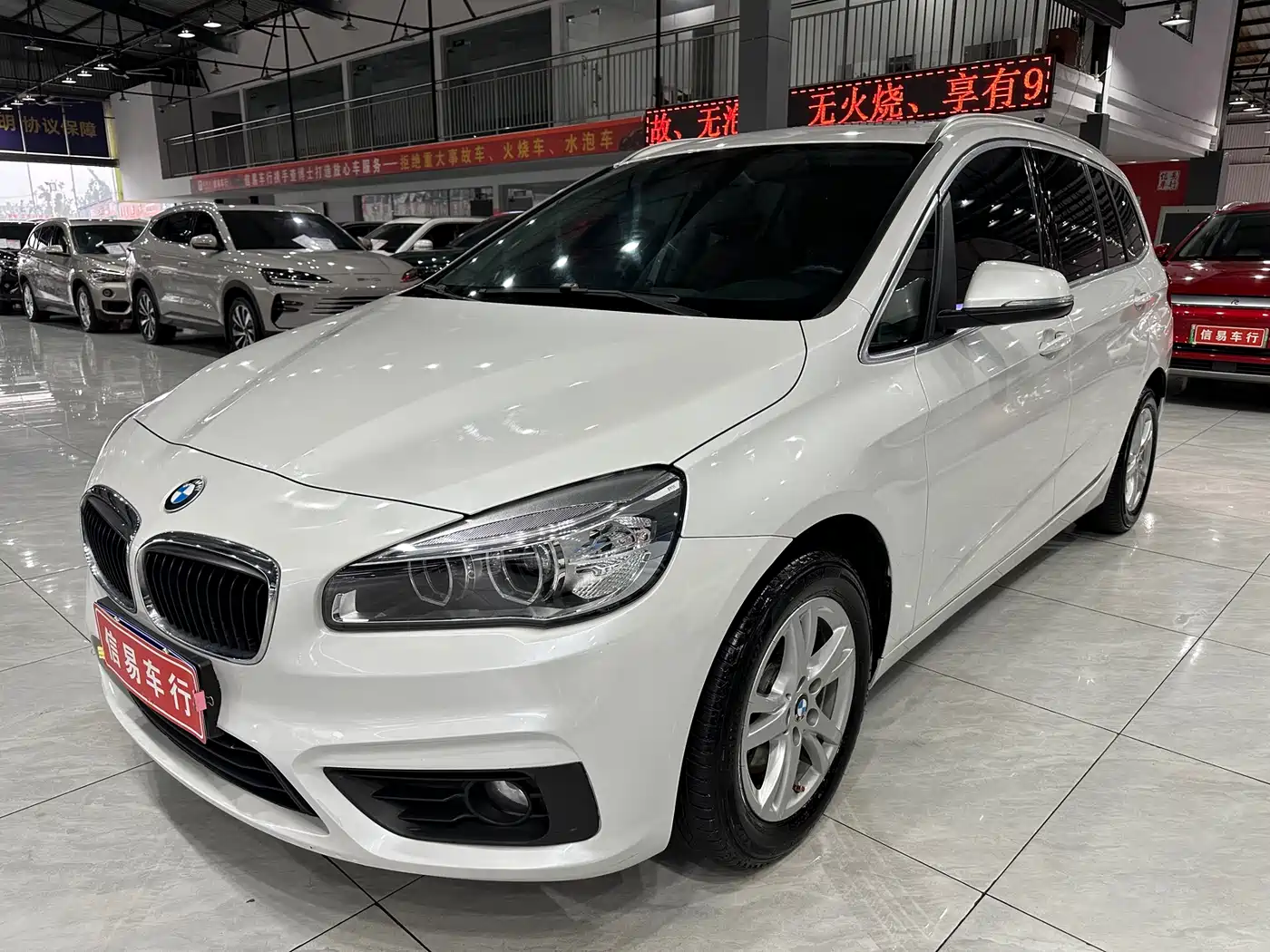 BMW 2 Series Gran Tourer 2015 218i Leading